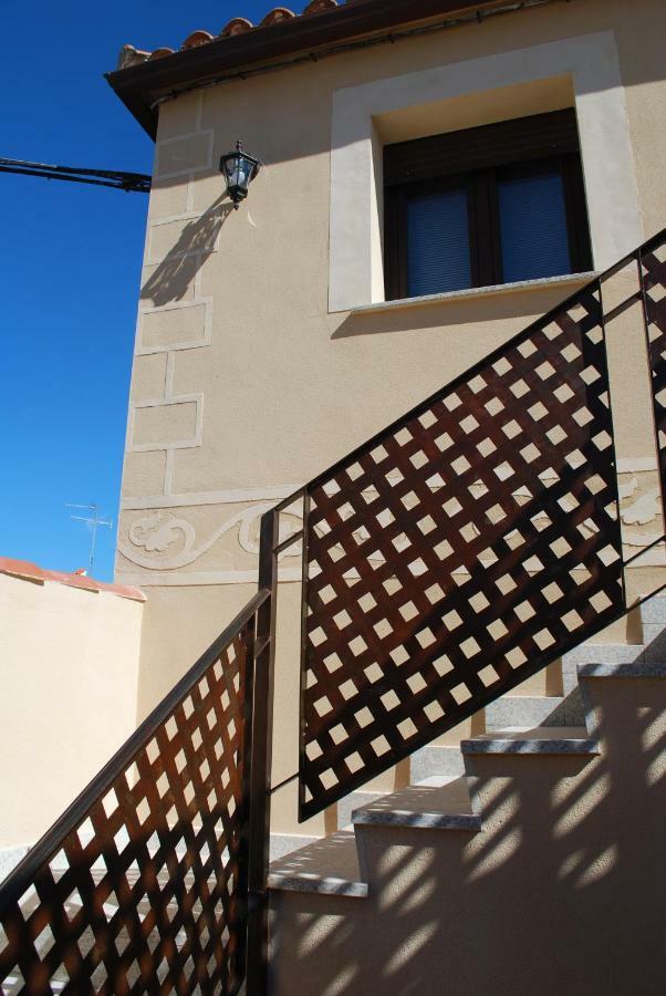 Apartamentos Rurales El Trillo Мальпартіда-де-Пласенсія Екстер'єр фото